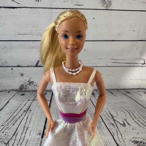 Barbie bambola cristallo