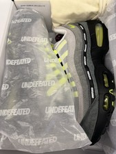 UNDEFEATED X NIKE AIR MAX 95