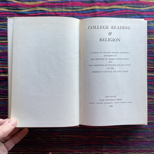 College reading religion - college,