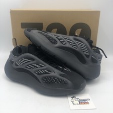Adidas Yeezy Boost 700 V3