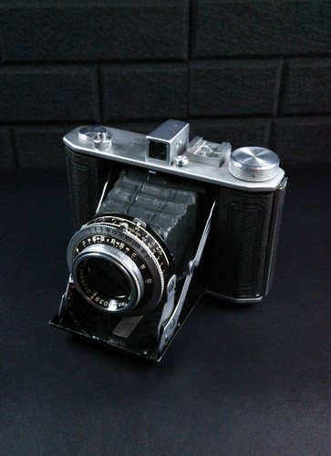 Olympus six zuiko - 75mm, f/3.5