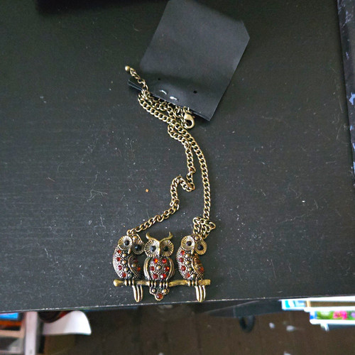 Collana con ciondolo gufo tono