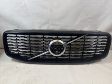 Griglia anteriore Volvo XC90 2019 con foro telecamera