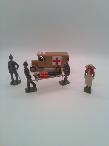 Soldatini scena medica