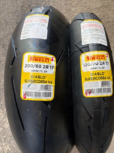 Gomme moto pirelli - gomme,