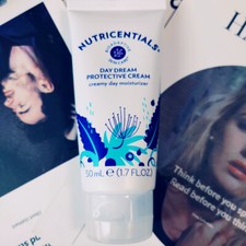 2 di Nuskin DAY DREAM CREMA