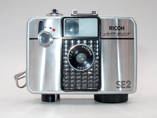 Ottima fotocamera ricoh auto - *ottima*,