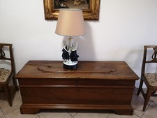 CASSAPANCA Antica in noce in buono stato con serratura a chiave funzionante