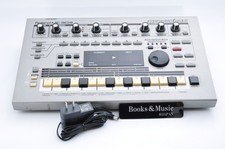 Roland 303 groovebox - mc-303,