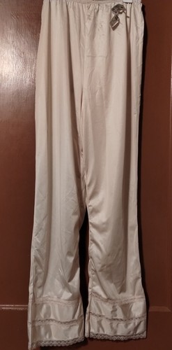 Nwt cabernet pettipants pants - nwt,
