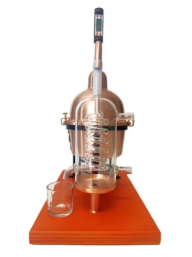 Alambicco distillatore fatto - fatto, a