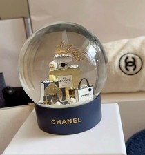 Mappamondo di neve in