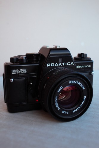 Fotocamera analogica praktica - fotocamera,