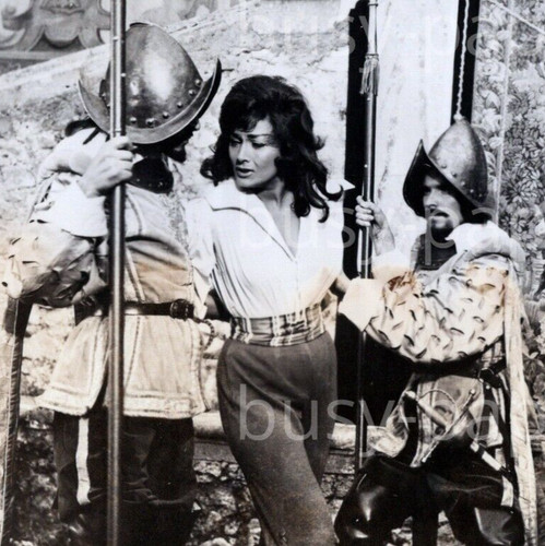 1960 queen the - of,