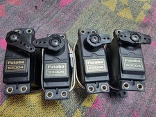 4 X Servomotori Futaba S3004