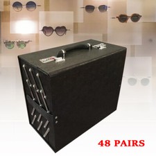 48 paia di occhiali da sole