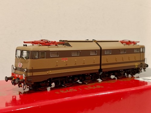 Acme 60127 locomotiva e - ho,