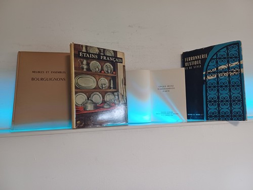Lotto libri relativi a - 4,