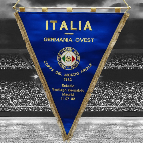 Pennant ricamato italia - ricamato, v