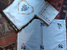 lotto 3 centri ricamati