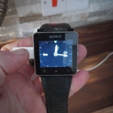 Smartwatch Sony SW2 Android include due cinturini originali 