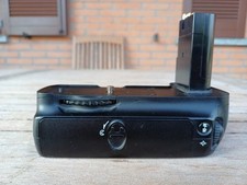 Nikon MB-D200 Multi-Function Battery Pack - Originale