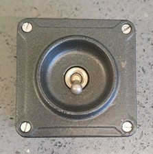 Interruttore luce fabbrica
