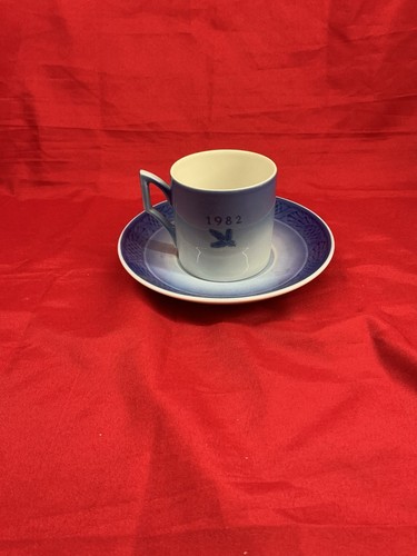 Tazzina piattino royal - e,