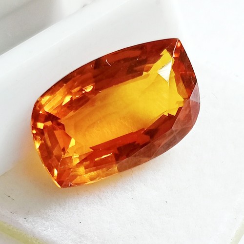 Mogok arancio giallo - arancio-giallo, painite