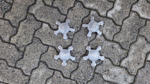 Borchie copri cerchi - borchie, audi
