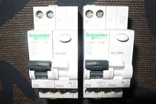 DISJONCTEUR DIFFERENTIEL 32A