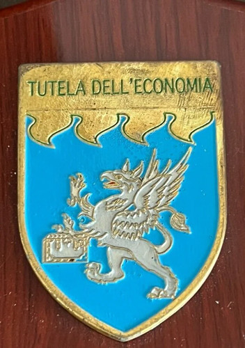 Crest guardia finanza italiana - finanza,