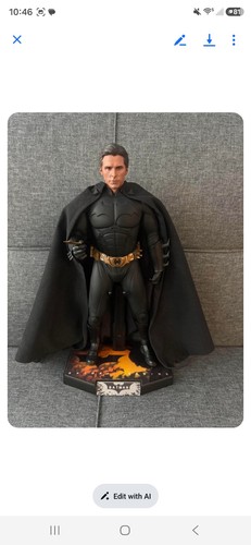 Hot toys batman begins - begins,