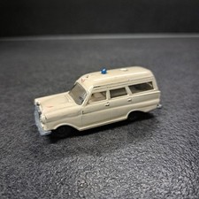 Ambulanza Siku V233 Binz M13