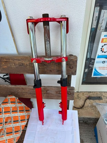 Forcella anteriore rossa per - forcella,