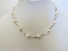 Delicata collana di perle 42