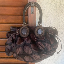 BORSA MALIPARMI. FANTASIA NERA/MARRONE. MANICI E RIFINITURE IN CUOIO. 