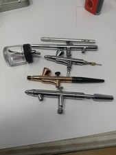 Lotto aerografi Iwata Dinair