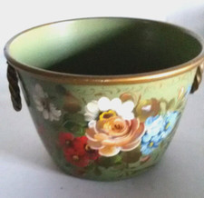 VASO IN METALLO DIPINTO A MANO