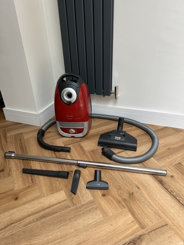 Aspirapolvere miele cat - aspirapolvere,