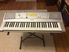 Yamaha YPT-300 61-Key