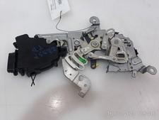 C23572380D RIGHT REAR DOOR