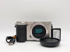[EXC.5+] Fotocamera mirrorless