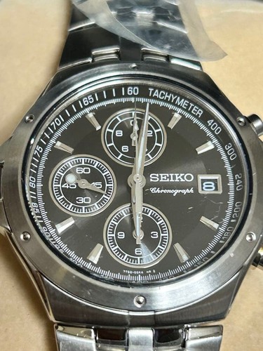 Seiko chronograph black dial - chronograph,