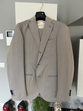 completo elegante uomo