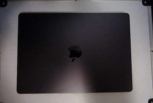 Macbook pro - pro, m5