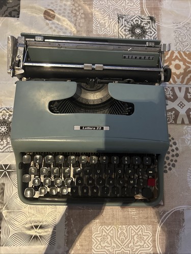 Macchina scrivere olivetti - da,