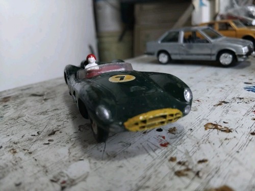 Solido 107 aston martin - aston, 3l