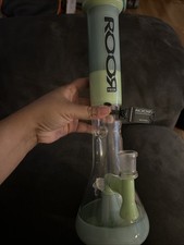 Roor Glass Tech Bong
