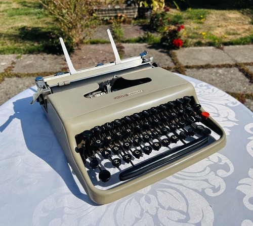 Olivetti lettera portable - olivetti,